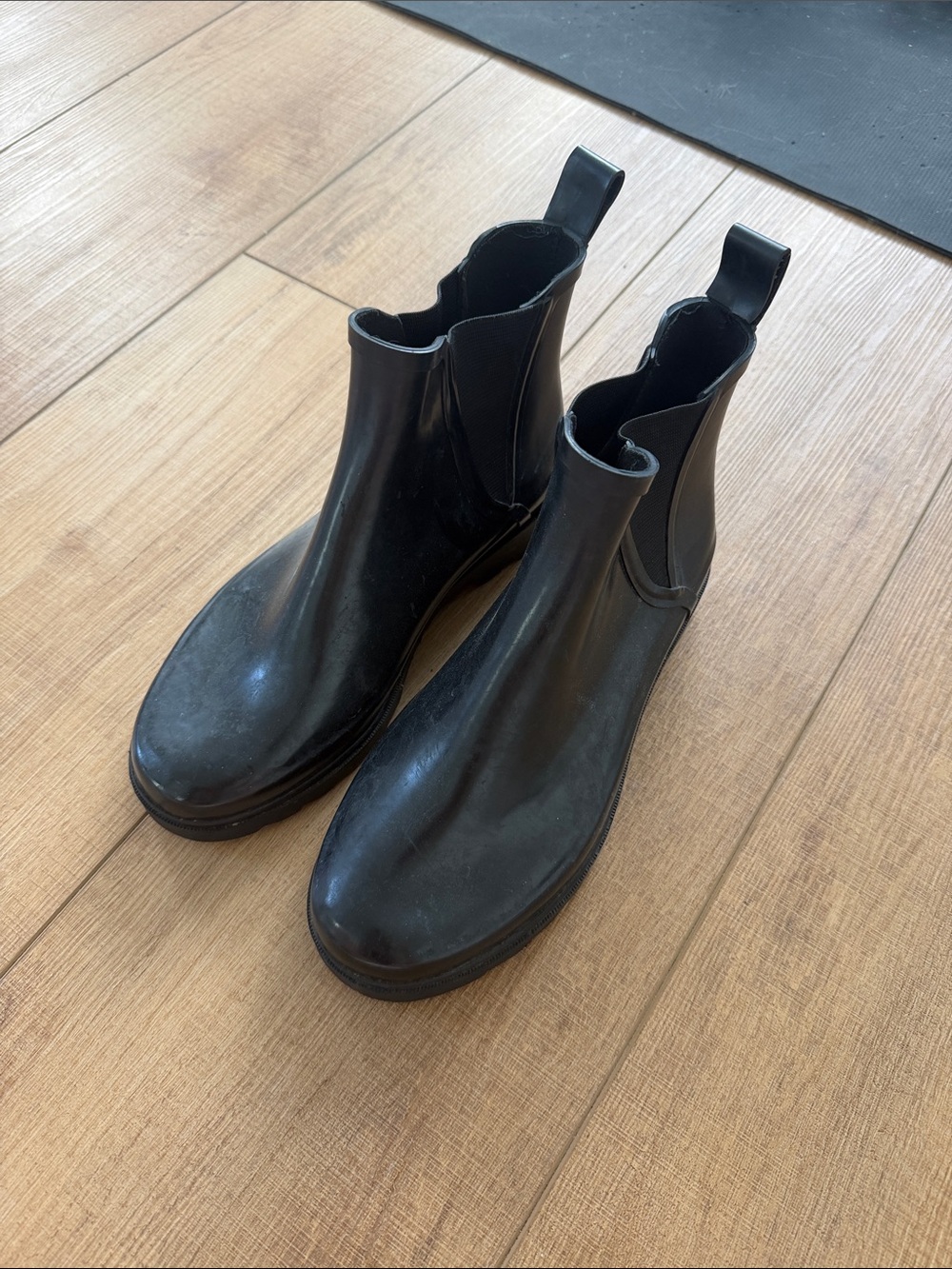 Polo by Ralph Lauren Black Slip-On Boots size women’s 10 used